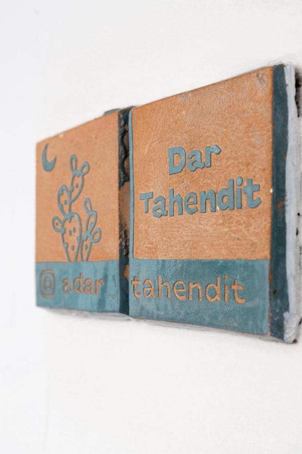 Dar Tahendit Tanger Buitenkant foto